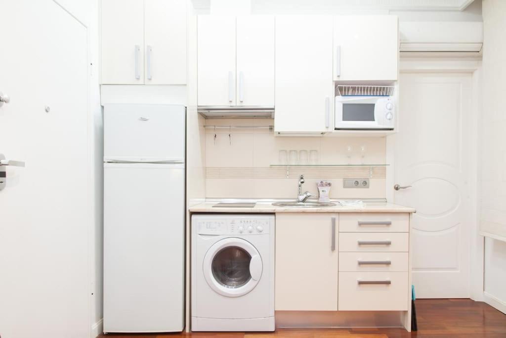 Tranquilo Apartamento En Chueca In2Iz5 Madrid Kültér fotó