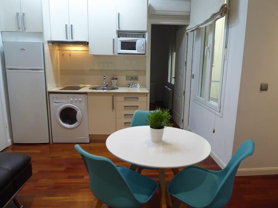 Tranquilo Apartamento En Chueca In2Iz5 Madrid Kültér fotó